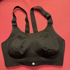 LIVI Active Women's Black Sports Bra